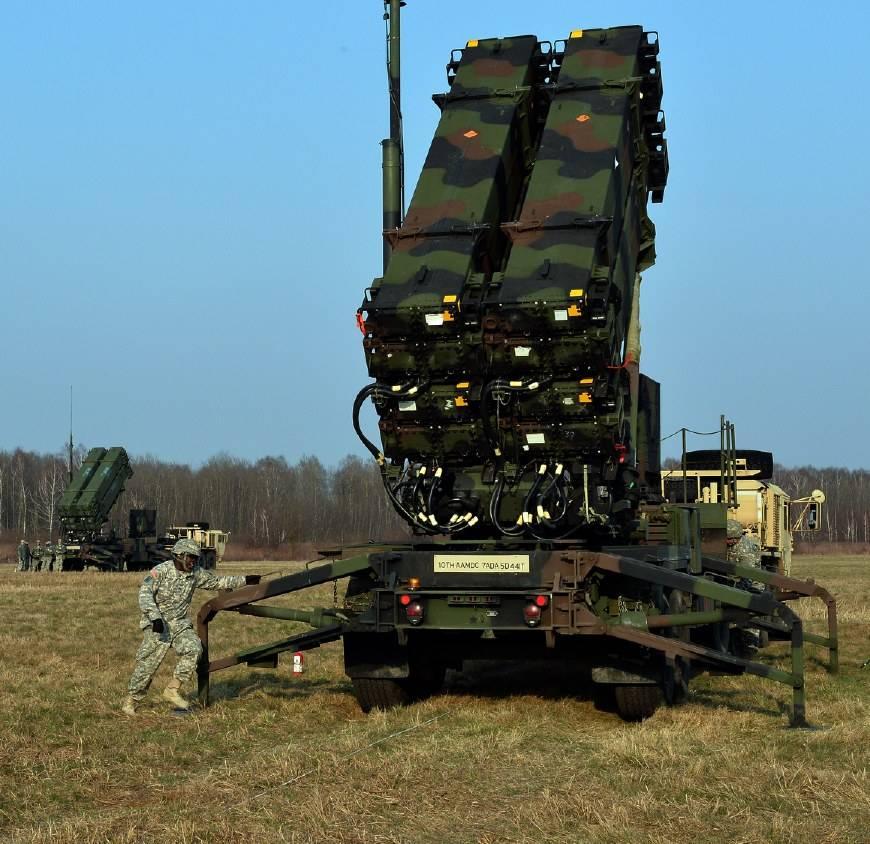 红旗-19与S-400防空导弹，现代防空体系中的双璧人，红旗-19与S-400防空导弹，现代防空体系中的两大支柱