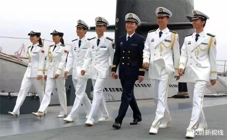 中国海军服饰介绍，中国海军服饰详解