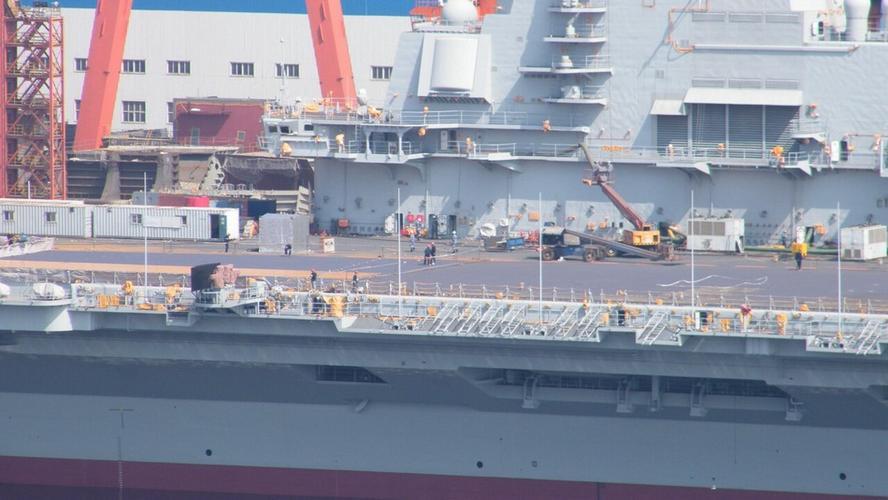 福建舰下水仪式，揭幕中国海军新时代的里程碑，福建舰下水仪式，中国海军新时代的里程碑事件