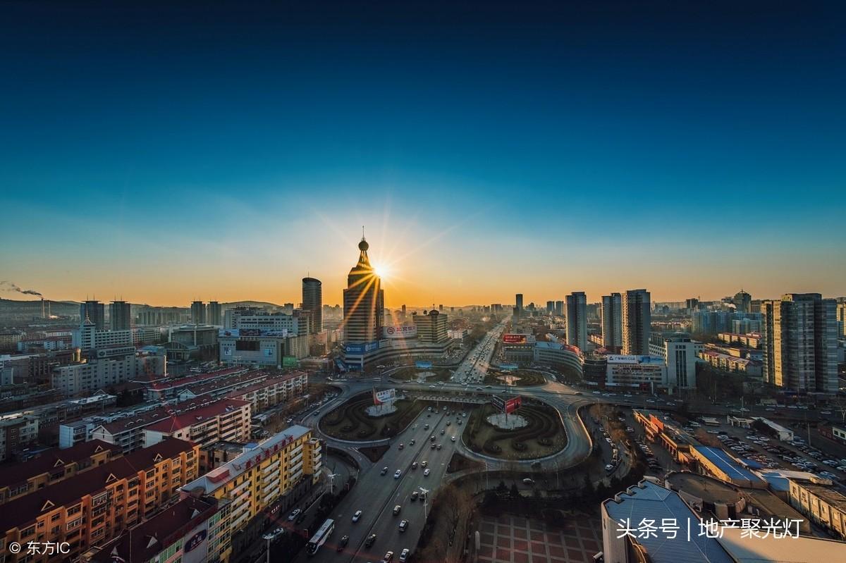 昆仑舰与沈阳舰，中国海军力量的双璧，中国海军双璧，昆仑舰与沈阳舰展现强大力量