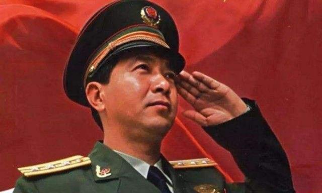 丁晓兵的事迹简介，一位英勇无畏的战士与时代楷模的风采，丁晓兵，英勇战士与时代楷模的辉煌事迹简介