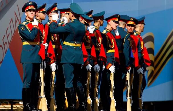 关于阅兵仪式与纪念75周年的思考，阅兵仪式与纪念七十五周年的历史回响与思考