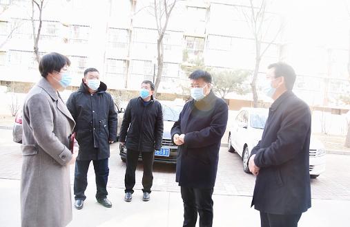 鞠新春，一位引领时代的杰出人物，鞠新春，时代引领者的杰出风采