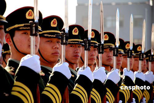三兵仪仗队图片，荣耀的象征与力量的展现，三兵仪仗队图片，荣耀与力量的展现仪式风采