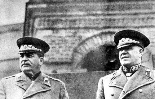 揭秘历史真相，探寻苏联红场阅兵的真实影像——以1941年阅兵为例，揭秘历史真相，探寻苏联红场阅兵背后的真实影像——以二战时期的阅兵为例