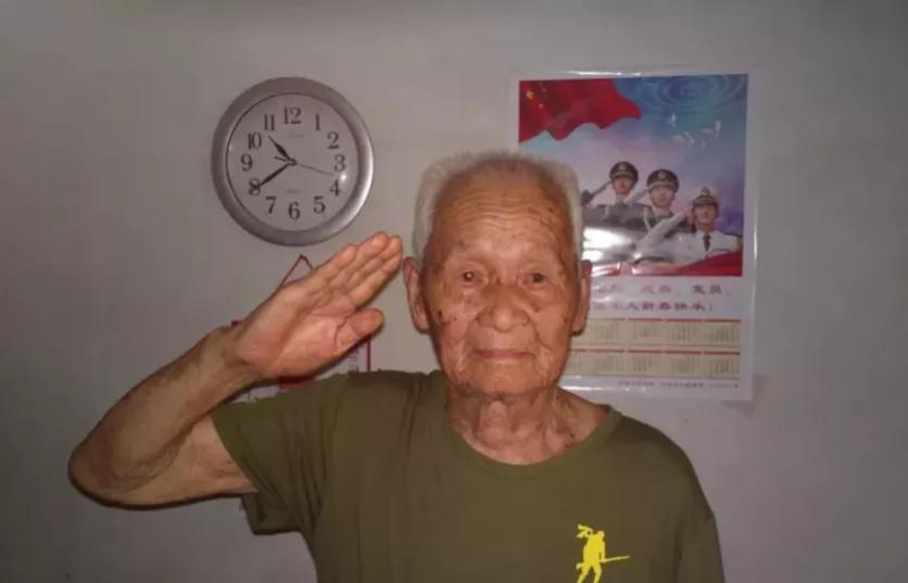 揭秘解放军空降兵规模与力量，究竟有多少人？，解放军空降兵规模与力量的深度揭秘，究竟有多少人参与作战？