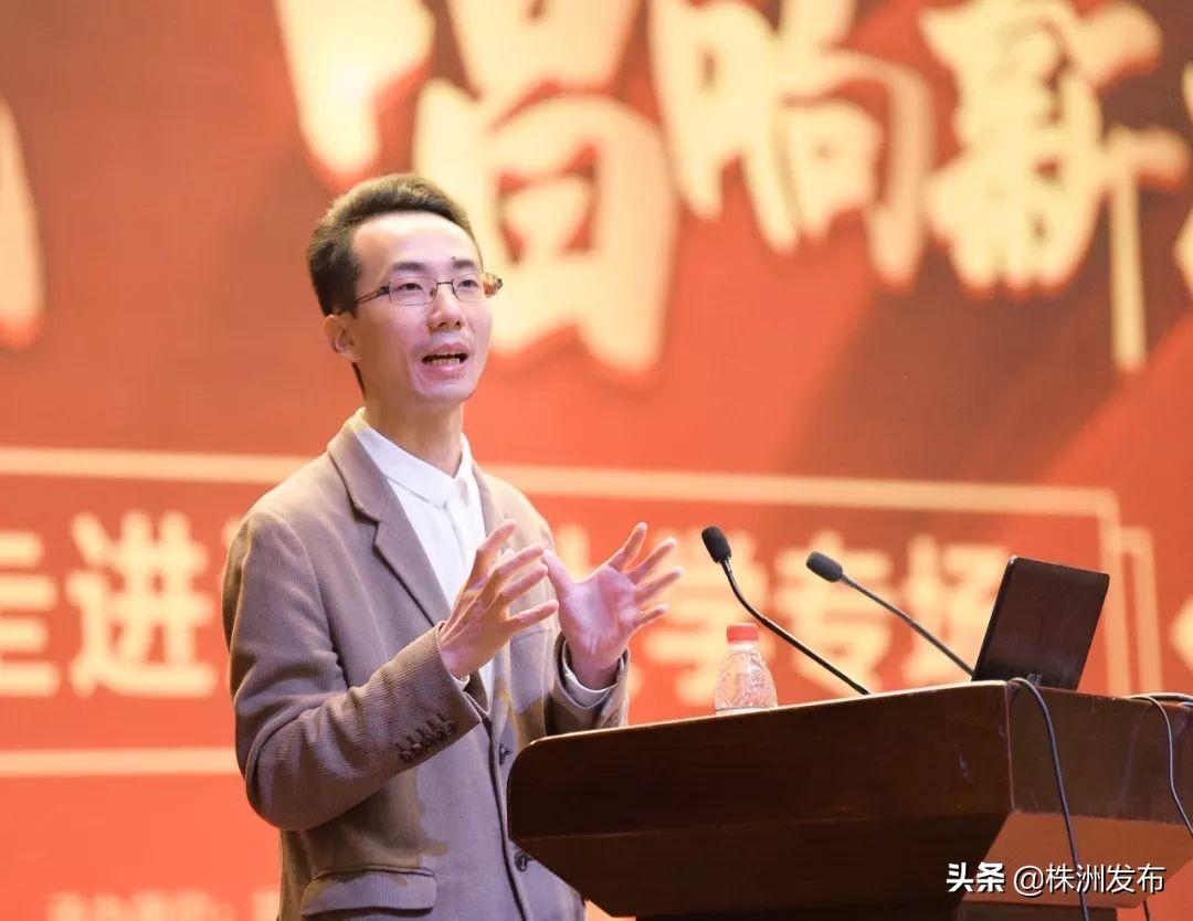 共和国勋章的获得者，他们的光辉历程与卓越贡献，共和国勋章获得者，光辉历程与卓越贡献的传奇人物