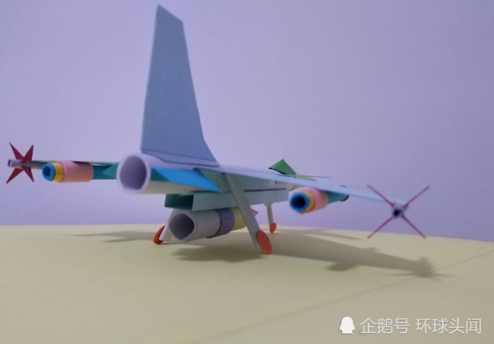 歼10战斗机折法视频，探索纸艺与军事科技的完美结合，纸艺与军事科技交融，歼10战斗机纸折艺术视频探索