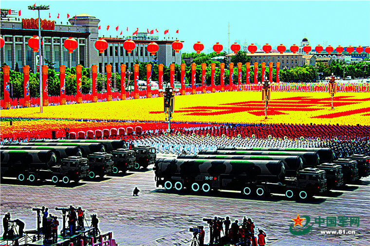壮丽画卷，2009大阅兵巨幅画像的辉煌历程，辉煌历程，壮丽画卷——2009大阅兵巨幅画像回顾
