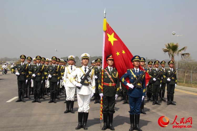 三军仪仗队图片PSD，荣耀与威严的象征，三军仪仗队图片PSD，荣耀威严的象征