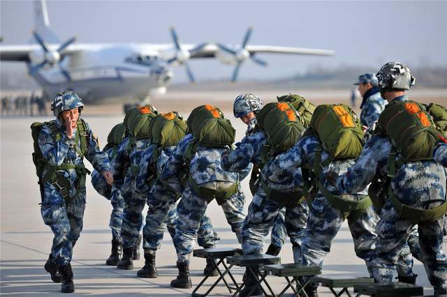 空降兵第十五军，揭秘其几个旅的辉煌历程与荣耀使命，揭秘空降兵第十五军各旅辉煌历程与荣耀使命