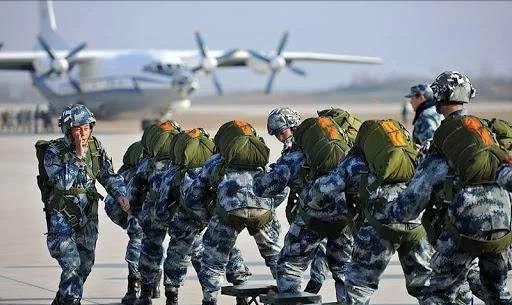 空降兵第15军军长，铁血将领的荣耀与担当，铁血将领的荣耀，空降兵第15军军长担当与荣耀之路