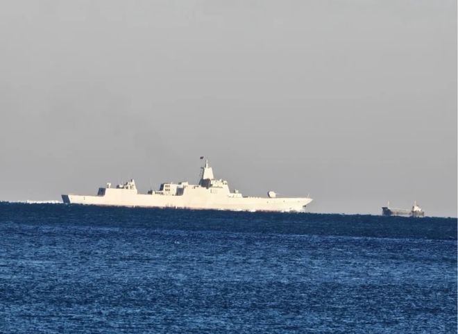 东莞舰介绍，现代海军力量的杰出代表，东莞舰揭秘，现代海军力量的杰出代表风采展示