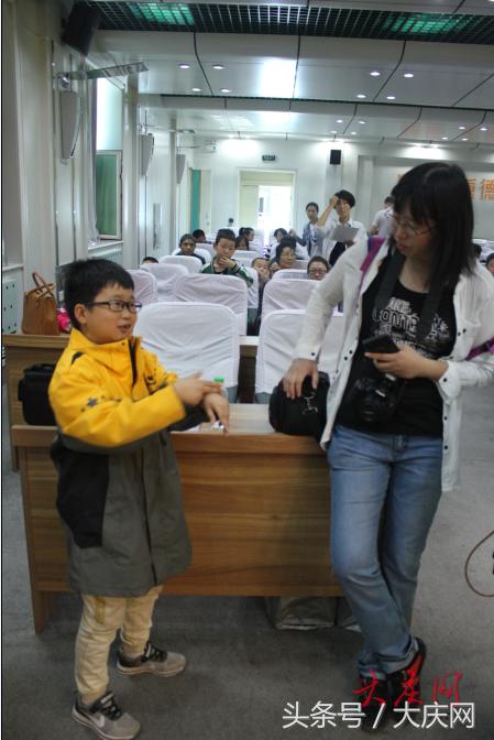 李长福医生，医术精湛，医德高尚的典范，李长福医生，医术与医德兼备的典范人物