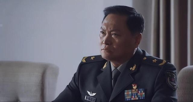 解放军陆军参谋长，职责与担当，解放军陆军参谋长，职责与重任的担当
