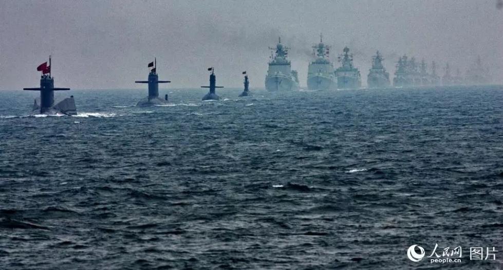 今天海上阅兵式，壮丽海疆展现国防力量，壮丽海疆展现国防力量，今日海上阅兵式盛况空前