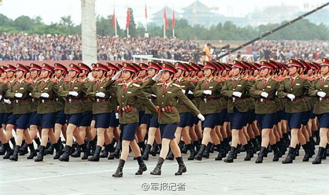 国庆阅兵方队纪念品，荣耀的象征与历史的见证，国庆阅兵方队纪念品，荣耀与历史的双重见证