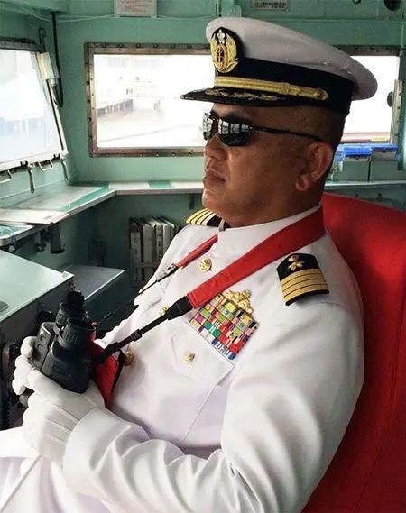 原石家庄舰舰长，铁血指挥的海洋卫士，原石家庄舰舰长，铁血指挥的海洋卫士