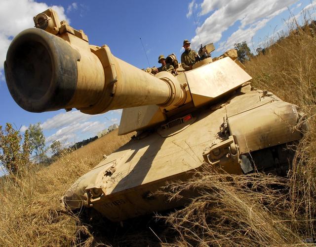 M1A2艾布拉姆斯自动装弹系统深度解析，M1A2艾布拉姆斯自动装弹系统全面解析