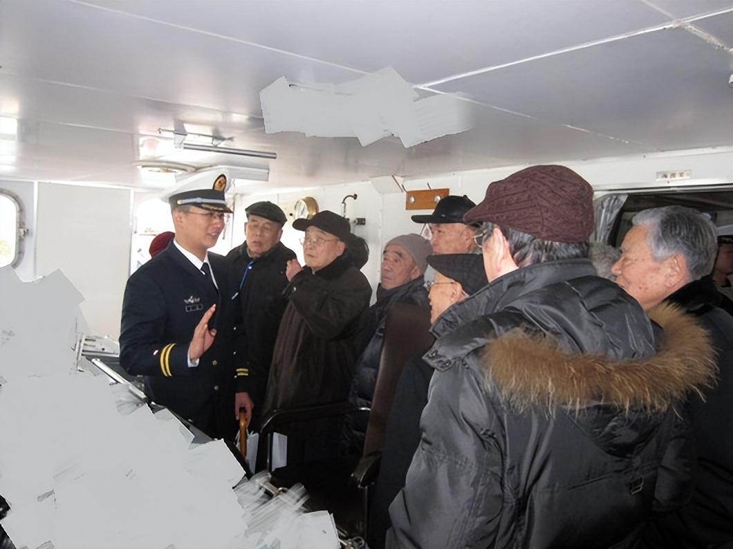 揭秘542是什么舰，中国海军的新型战舰解析，揭秘中国海军新型战舰，542舰型解析
