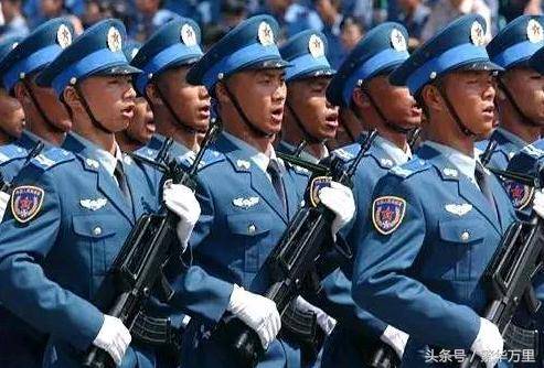 中国空军军装图片，历史与现代的交融，中国空军军装图片，历史与现代的交融展示