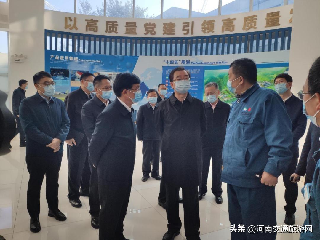 航天母舰，梦想与现实之间的探索之旅，航天母舰，梦想与现实的探索之旅
