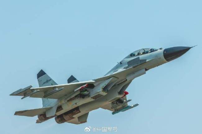 歼-11正面照片，揭示中国空军力量的重要篇章，歼-11正面照揭示中国空军力量的强大篇章