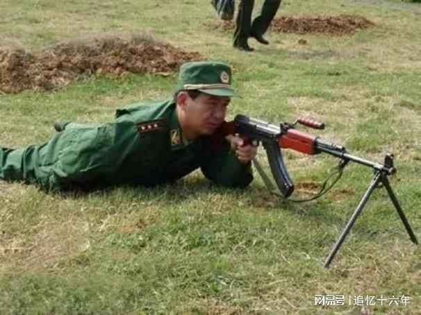 战斗英雄丁晓冰，荣耀与传奇的铸就者，战斗英雄丁晓冰，荣耀传奇的铸就者