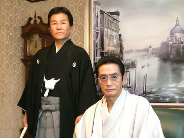 揭秘下体藏手榴弹，危险行为背后的真相与警示，揭秘下体藏手榴弹，危险行为真相与警示揭秘