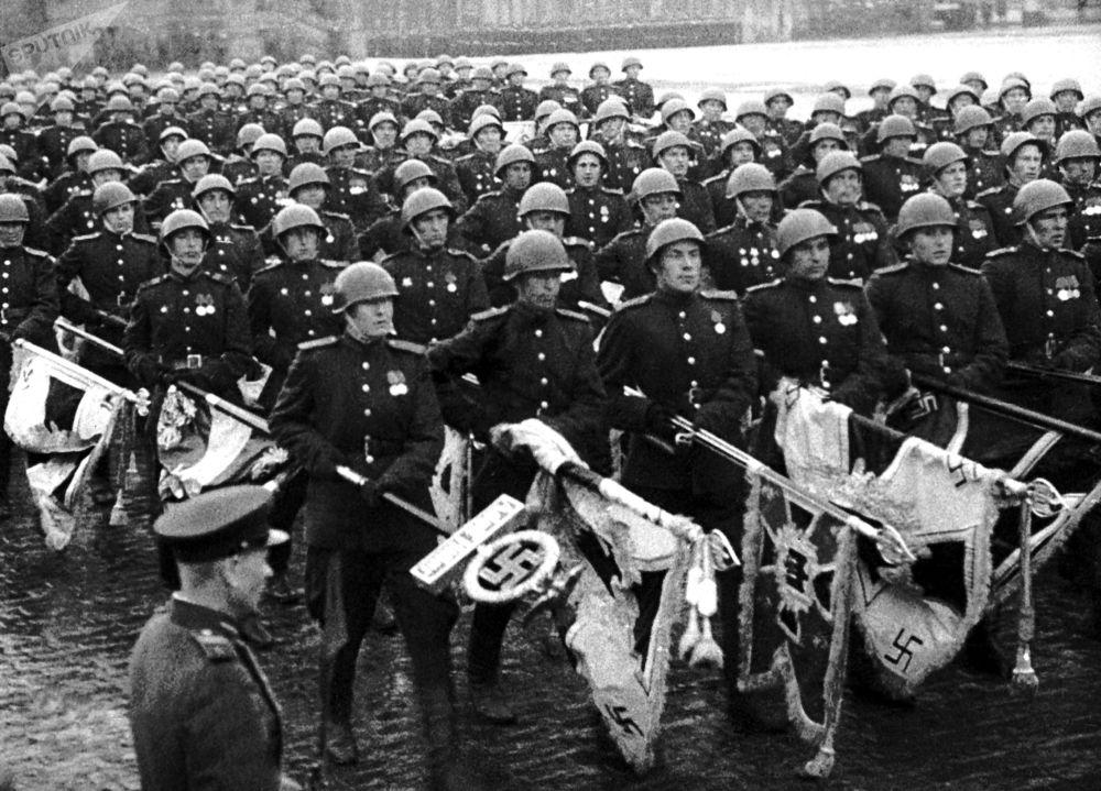 俄罗斯胜利日阅兵流程，盛大的庆典展现国家力量，俄罗斯胜利日阅兵盛大庆典，展现国家力量与荣耀的壮丽仪式