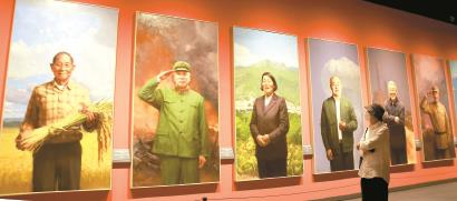 致敬英雄，颂扬功勋——记共和国勋章获得者在2022年的辉煌历程，致敬英雄，颂扬功勋——共和国勋章获得者在2022年的辉煌历程回顾