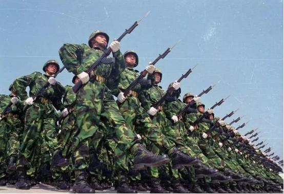 香港看到阅兵后还闹吗？——论阅兵对香港社会的影响，阅兵对香港社会的影响，是否平息闹事之声？