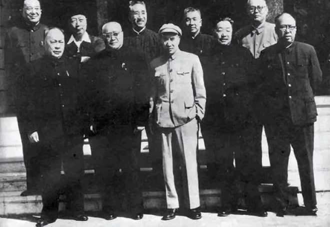 中国历史上的十大元帅，谁最擅长打仗？，中国元帅中的战争高手，谁最擅长军事指挥？