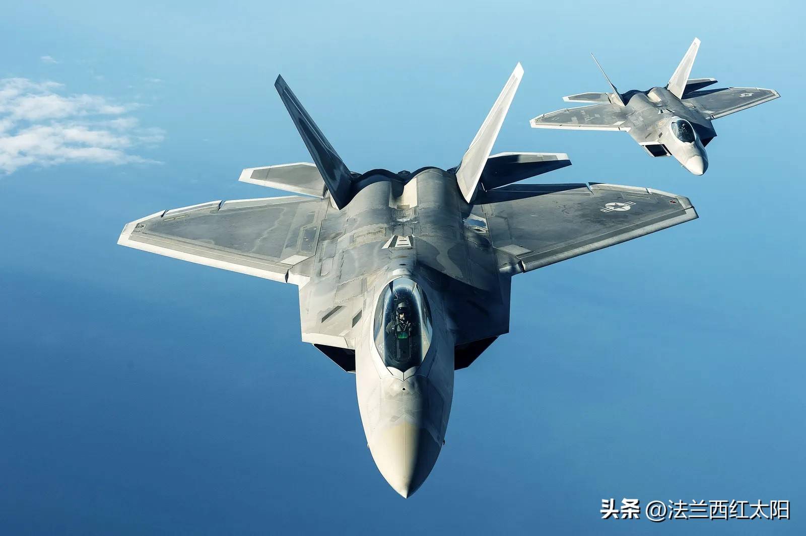 第五代战斗机是谁？揭秘未来空战主角的神秘面纱，揭秘未来空战主角，第五代战斗机的神秘面纱