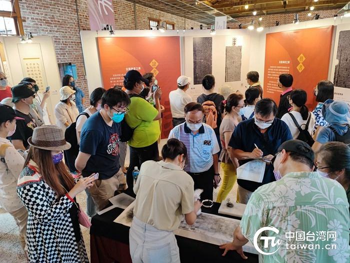 海峡两岸新闻热点聚焦，2022年7月回顾与展望，海峡两岸新闻热点聚焦，回顾与展望——2022年7月动态报道