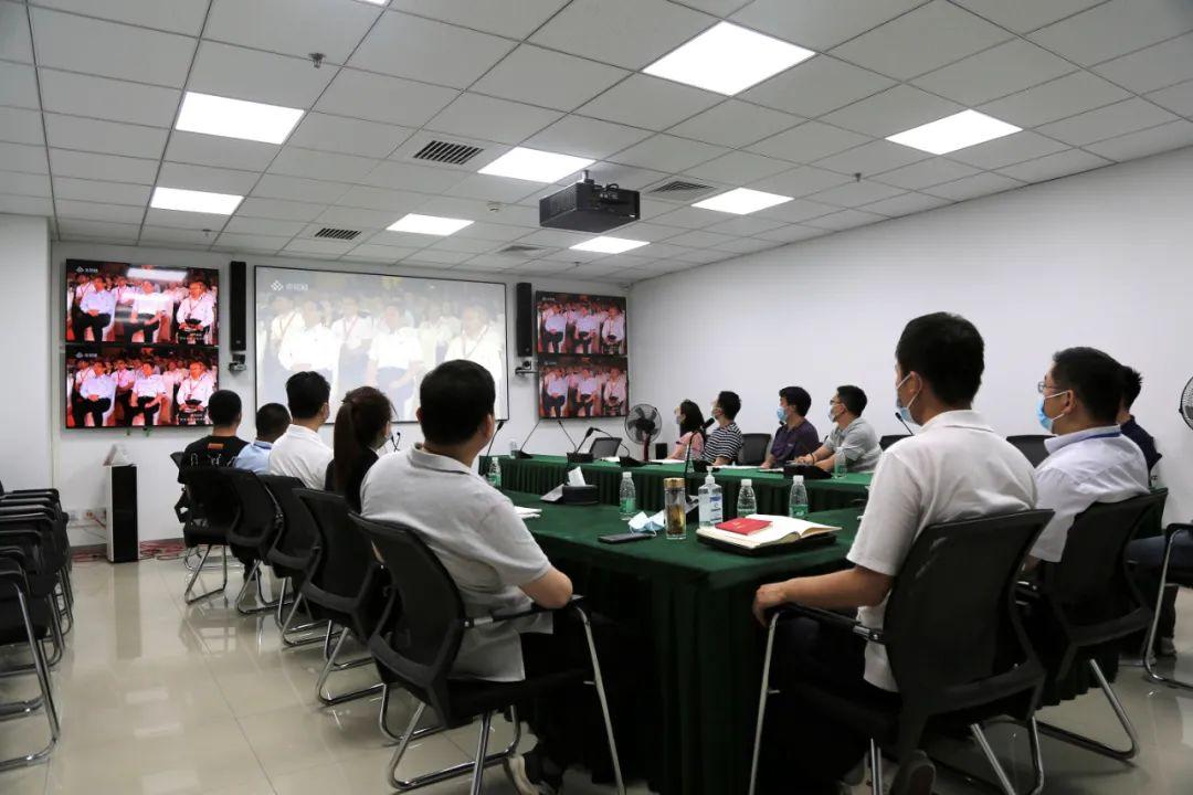 彭士禄同志先进事迹报告会，传承奋斗精神，砥砺前行，彭士禄同志先进事迹报告会，传承奋斗精神，砥砺前行启航新征程