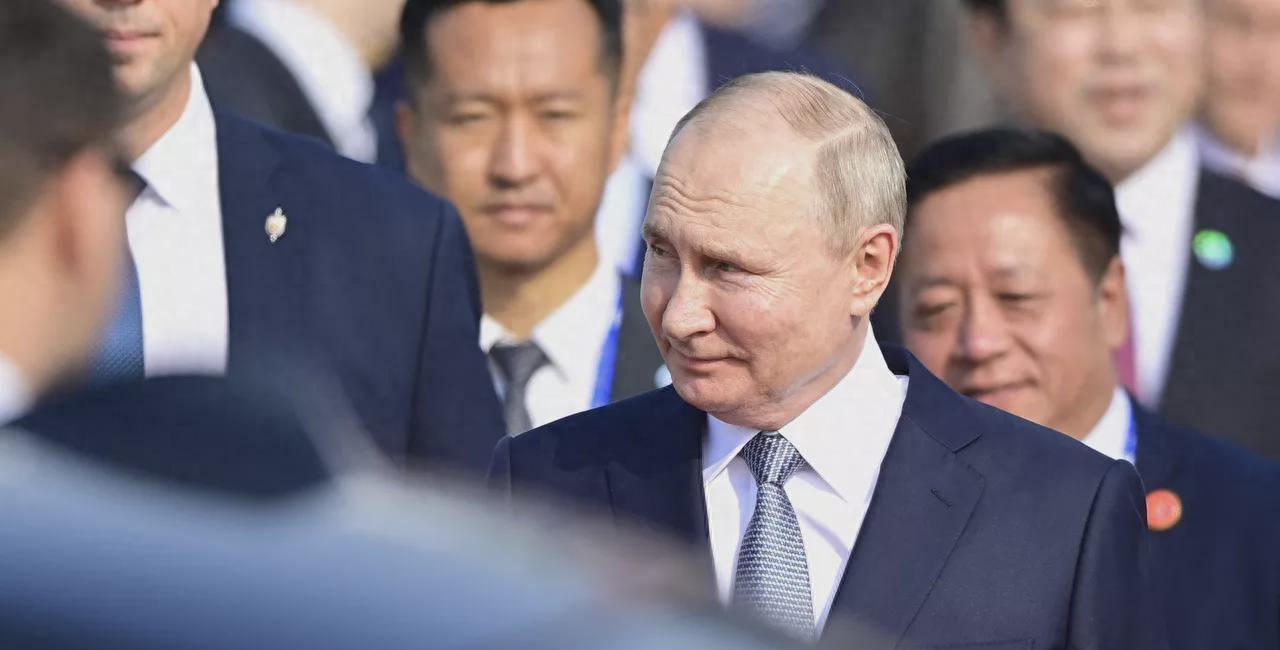 新浪三军论坛军事评论，深度解析与前瞻，新浪三军论坛深度军事评论，解析与前瞻