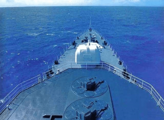 探究中国海军的杰出代表，051C型驱逐舰垂直发射单元，中国海军杰出代表，051C型驱逐舰垂直发射单元深度解析