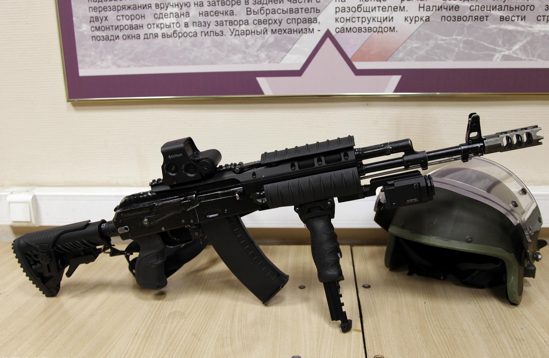 AK-74U短突击步枪，现代战场上的精英武器，AK-74U短突击步枪，现代战场精英武器之选