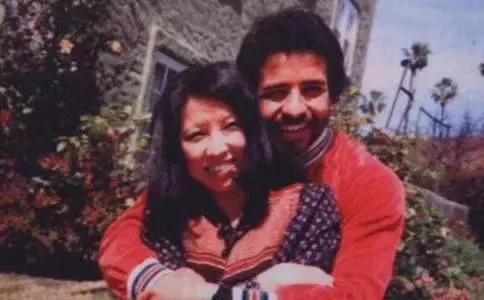 歌唱两岸的歌曲有哪些，跨越时空的音乐桥梁，歌唱两岸情深，跨越时空的音乐桥梁