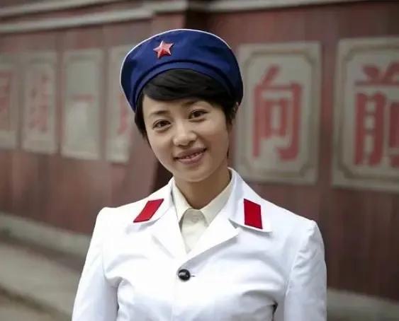 老式军装图片，历史的印记与时代的记忆，老式军装图片，历史的印记与时代记忆