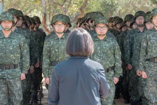 专家解答解放军在台海周边演训，解放军在台海周边演训，专家深度解读与解析