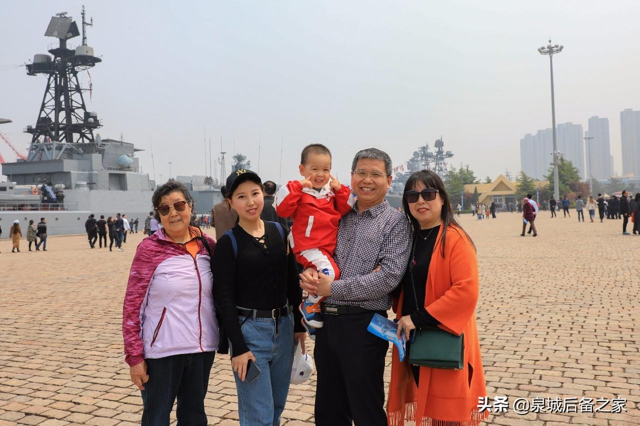 瓦良格号巡洋舰，历史与未来的交汇点，瓦良格号巡洋舰，历史与未来的交汇枢纽