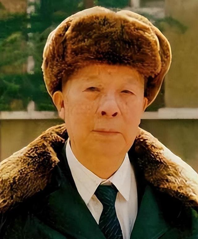 中国国防历史的启示与借鉴，中国国防历史的启示与借鉴，经验与教训的探讨