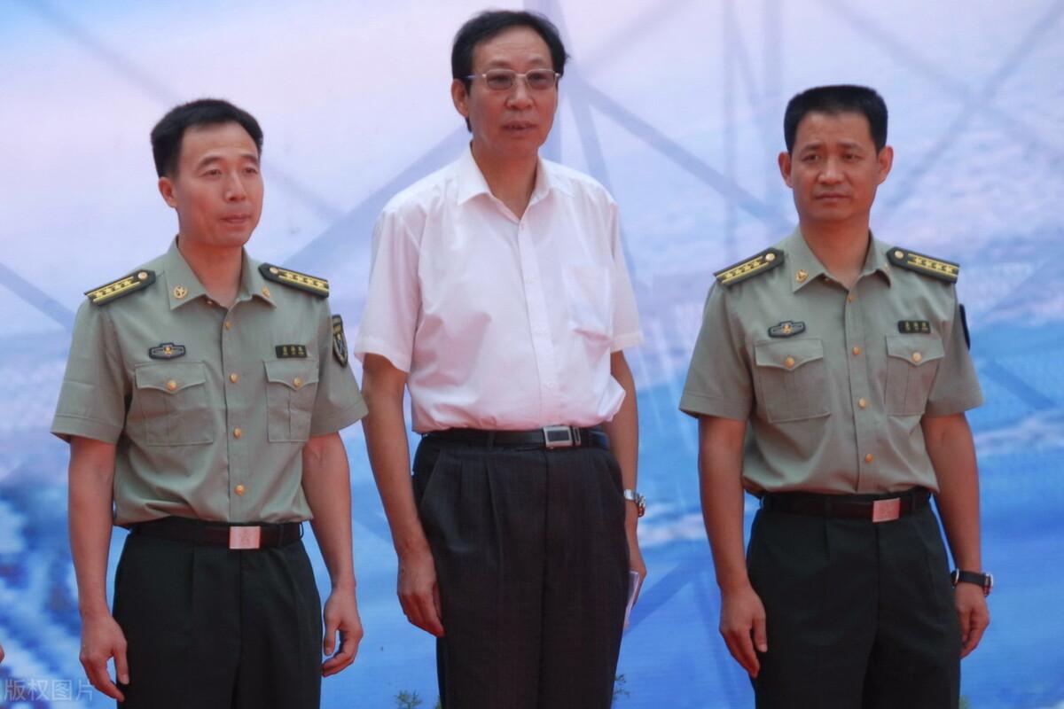 中华人民共和国八一勋章，荣耀的象征与时代的标杆，八一勋章，荣耀的象征与时代标杆的树立