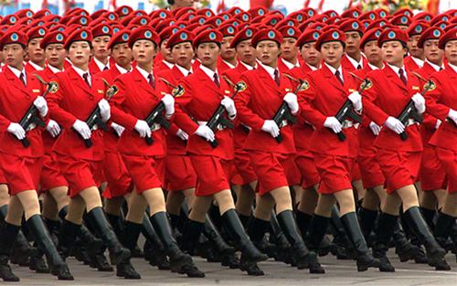 外国人眼中的中国阅兵式评价，外国人眼中的中国阅兵式，震撼与赞叹的评价