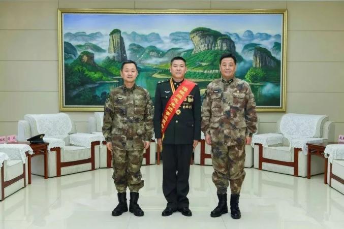 张红兵武警，英勇忠诚的卫士，张红兵武警，英勇忠诚的卫士形象展现