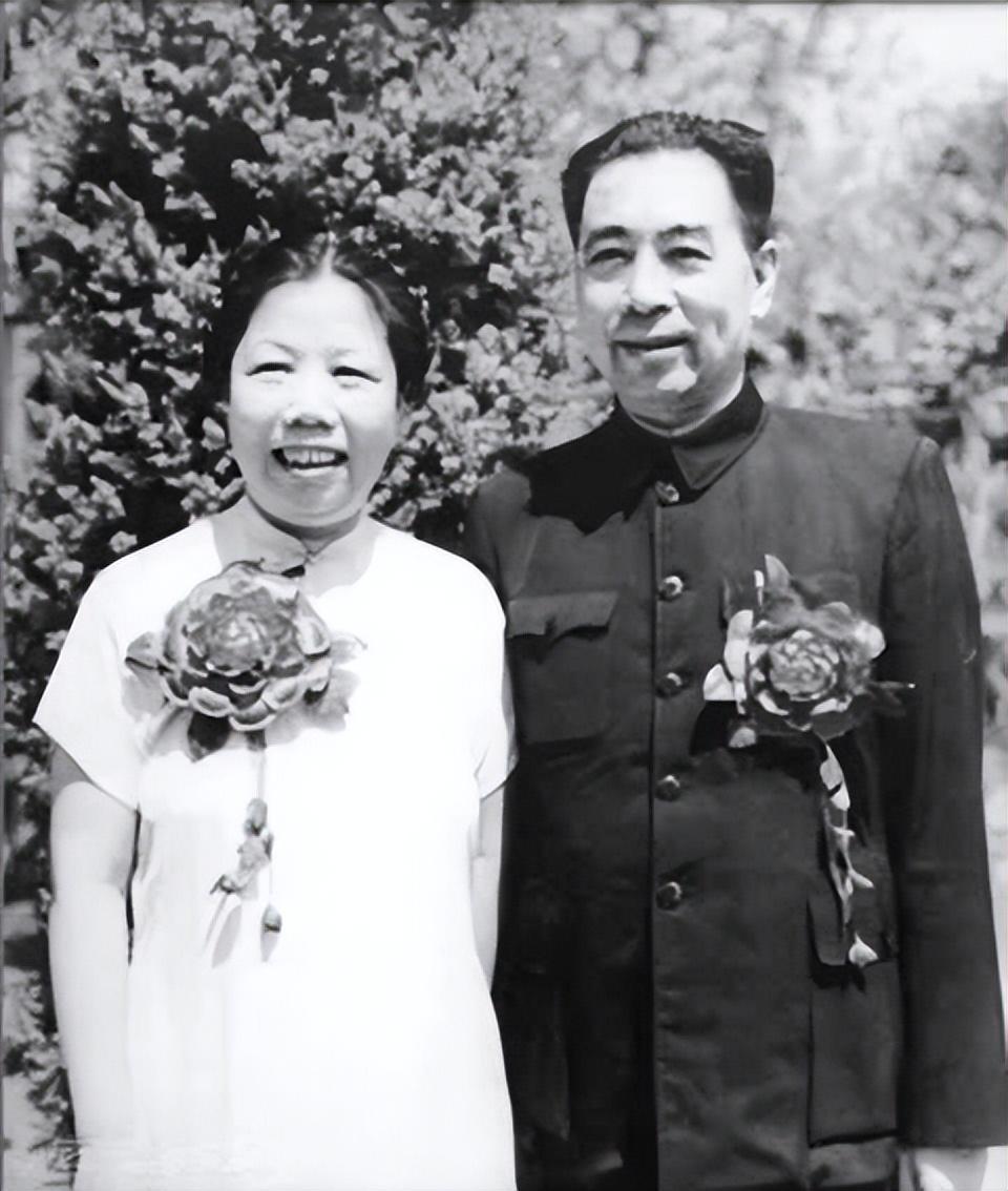中国人民解放军，卓越的力量，时代的荣光，中国人民解放军，卓越力量，时代荣光闪耀