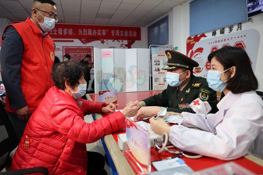 联勤保障部队的日常职责与任务，多维度的军事保障力量，联勤保障部队，多维军事保障的日常职责与任务