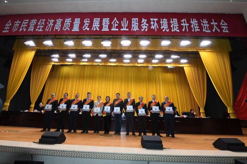 探索与利用（或“指南”）